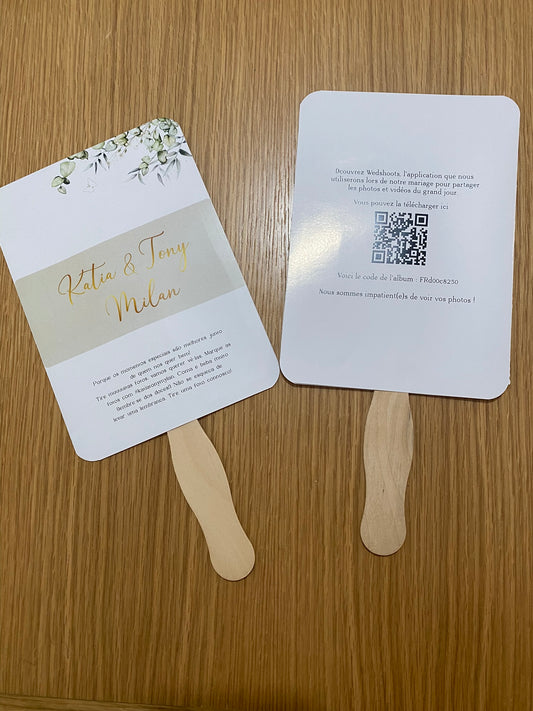 Leques de papel com folhagens
